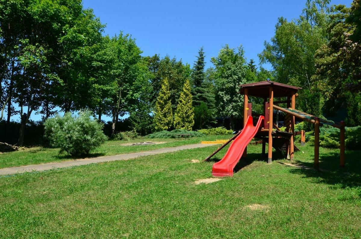 Osrodek Wypoczynkowy Sielawa Villa Chrzypsko Wielkie Exterior photo